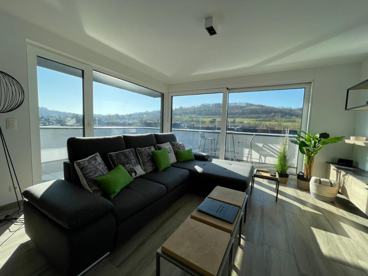 Отель Penthouse Lebierre Мальмеди Экстерьер фото